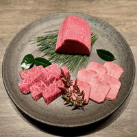 USHIGORO S. SHINJUKU - おにく