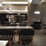 ブラッセリー＆カフェ ル・シュッド - 店内は静かで落ち着いていました