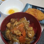 そばうどん 立ち喰い雑賀屋 - ミニカレーと生卵とコロッケ