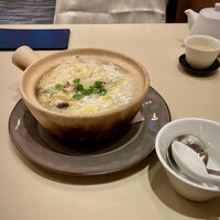 礼華　青鸞居 - ●鶏肉と野菜の土鍋入り煮込み麺