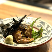 飯家 くーた 銀座二丁目店 - わーい！ずっと食べたかった「ごまさば」！
                    漬けにした真鯖をゴマだれと和えて、海苔や山葵と一緒に。
                    こりゃ猛烈に美味しい(^^)
                    ごはんにも究極に合うはず。「ごまさば丼」は次回の宿題。