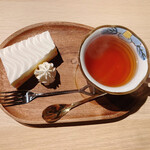 Niteko Meisuian Kura Kafe - おまかせデザート(紅茶(Hot))