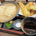 Udon Chisou Yamaishi Dohei - 