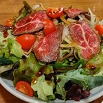 郷土料理たまひろ - 牛炙りサラダ