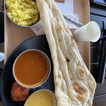 カリー&焼きたてナン アマラ - スペシャルセット1090円