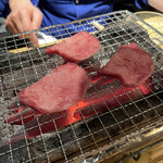 焼肉ホルモン 龍の巣 - 上タン