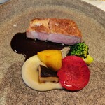 Le Salon de Legumes - 肉料理　湘南ポークの肩ロース､赤ワインソース