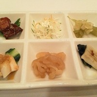 個室中華 頤和園 溜池山王店 - 