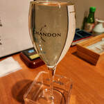 Gyuutan Yaki Nodaniku - 日本酒はグラスで、こちらは楯野川。