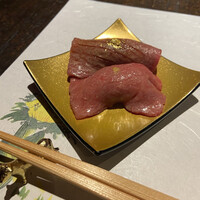牛牛 西麻布 総本店 - 