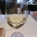 Lapin Agile - グラス白ワイン