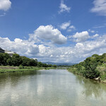 グリルフレンチ - 川沿いで飲むのが気持ちええなぁ(*´-`)