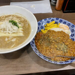 ヌードル＆スパイスカレー 今日の1番 - 朝限定セット　¥1,000-(税込) ※朝かけ＋朝カレー