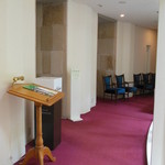 ル・トリアノン - ロイヤルブルーの待合席