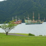 ル・トリアノン - 遊覧船の発着所が近いのでよく見える