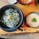 麦とろ童子 - 釜揚げしらす丼と自然薯