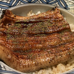 神田きくかわ - 山椒を振ったうなぎ