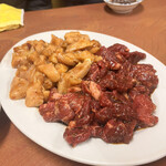 玉福食堂 - ミノとはらみ