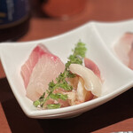 酒肴場 屯 - 海鮮丼のお刺身