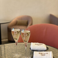 ベージュ アラン・デュカス 東京 - 