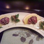 アシェット・ド・マコ - バスク豚のサラミとリンゴの白和え