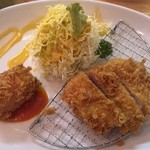コートレット - カニヒレ定食（カニクリームコロッケ）