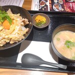 Sumibiyaki To Nabe Ryouri Tachibana - 親子丼ランチ