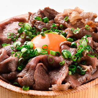 実はお肉も美味い。当店限定の絶品メニューをお見逃しなく