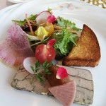 Le Vent Vert - ホテルそよかぜ
      
      フォアグラの焼きテリーヌ  プリオッシュ添え