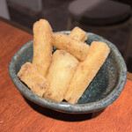 大衆酒場 三田食堂 - 長芋山椒揚げ　420円