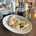 バルロブ - ハーフカットピザ 4種のチーズ