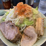 かじろうramen7 - ラーメン小900円、野菜増し、ニンニクまし、脂マシマシ