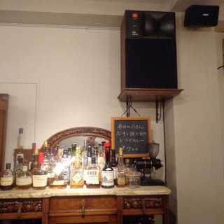 ジャズ&カフェバー スモールアワーズ_2