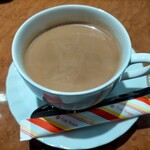 インド料理 ラジャン - セットのホットチャイ　スパイス強め(*ﾟ∀ﾟ)!!