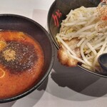 濃厚辛味噌ラーメン からみそや - からみそやつけ麺