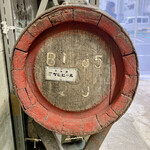 ビールスタンド重富 - 昔のアサヒビールの樽です。（2023.2 byジプシーくん）