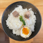 横浜家系ラーメン 黒帯 - 