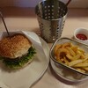 Randy Brothers - 料理写真:千歳バーガーRandyタルタル　800円　オニポテ＆ドリンクセット　+350円