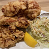 台湾料理　阿里山　 - 若鶏の唐揚げ600円　てんこ盛り‼︎二度見しちゃう位の量です。食べきれないので、入れ物をもらいました！