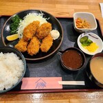 とんかつ専科 やまかつ - カキフライ定食