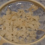 肉料理ふくなが - 食べ終わった肉汁に
      お釜で炊いたご飯を一口分頂き
      スプーンで混ぜ混ぜ
      
      ご飯の甘み、旨味と
      この円やかさな肉の旨さが出てる肉汁
      合わない訳が無い❕
      
      旨いよねえ❕
      一口で終わるのが寂しい