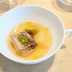 La Brianza - 牛タンボリートミストチェルムーラソース聖護院大根と芽キャベツ。牛タン柔らか〜い聖護院大根とろけるぅ〜スープ美味しい.｡.:*♡