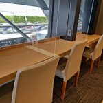 出雲縁結び空港エアポートラウンジ - 内観