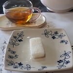 趙の飲茶 888 - 食後のデザート。甘いおやつ。