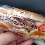セブンイレブン - 料理写真:たんぱく質が摂れるチキン＆スパイシーチリ