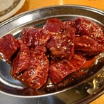 ホルモン焼肉 富や - 