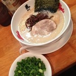 博多風龍 - 半熟玉子＆ねぎとんこつラーメン①