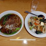 福臨軒 - ランチメニュー　特製台湾ラーメン＆中華飯　これで650円！