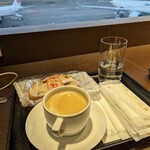 ダイヤモンド・プレミアラウンジ - 