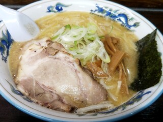 味の華龍 - 味噌ラーメン￥900